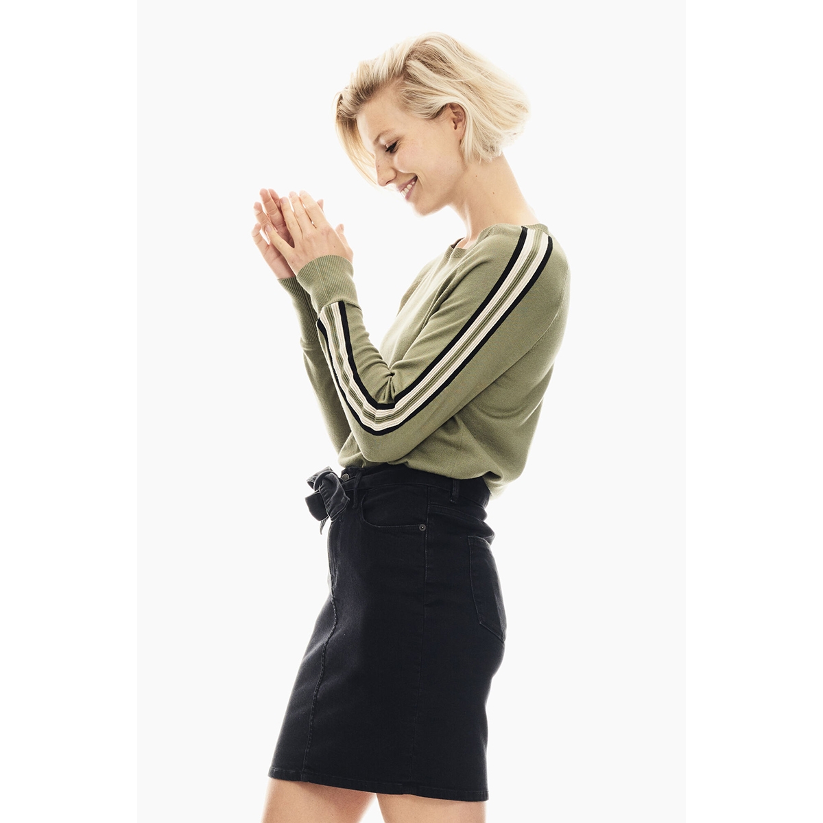 trui met streep t00245 garcia trui 3814 fern green Garcia streep Dames Truien & Vesten | KLEDING.nl | Vergelijk