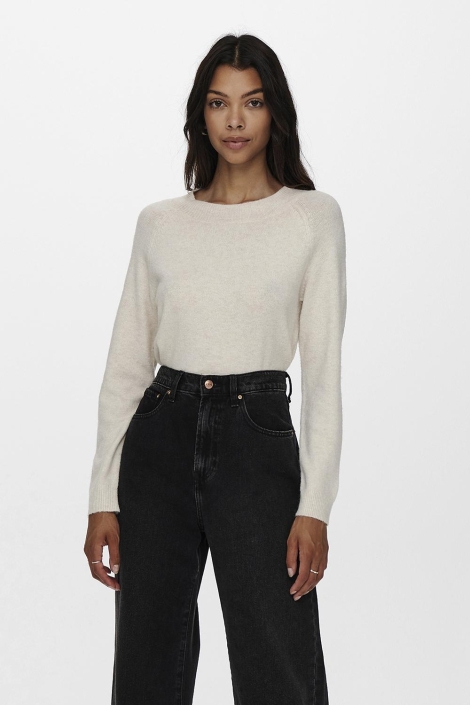 Only beige dames trui | Model vooraanzicht