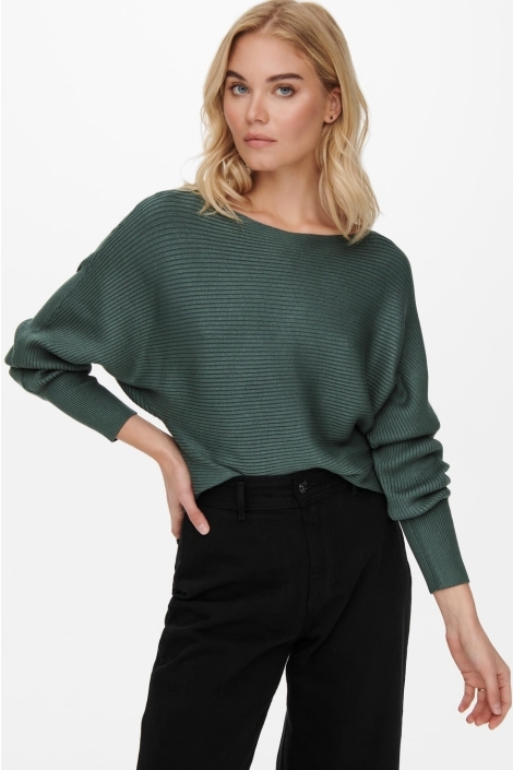 Only groene dames trui | Model vooraanzicht