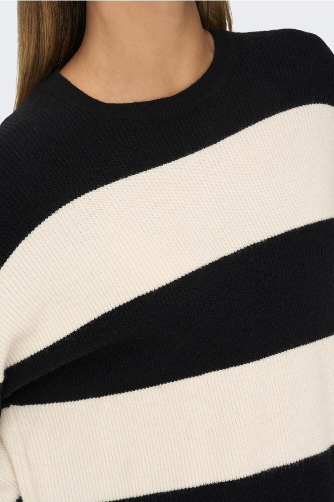 Only zwarte dames trui | Close up
