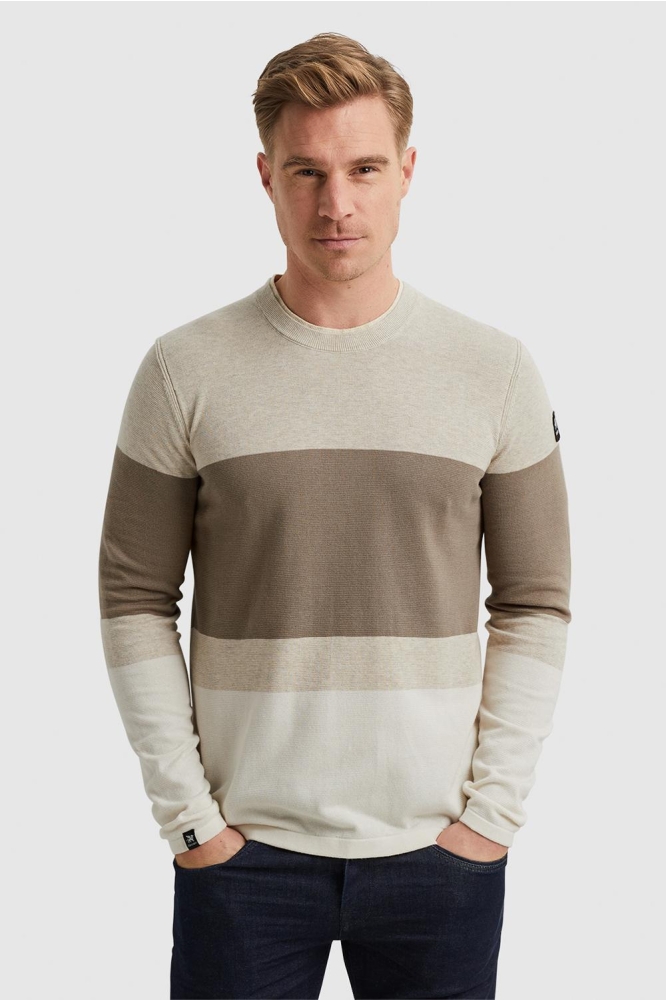 Vanguard beige heren trui | Model vooraanzicht