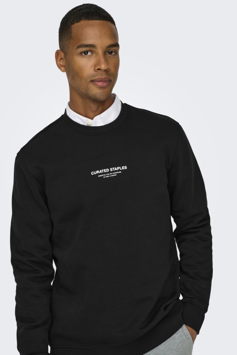 Only & Sons zwarte heren sweater | Model vooraanzicht