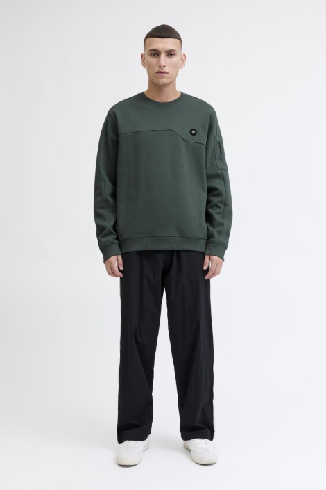 Jack & Jones groene heren sweater | Model