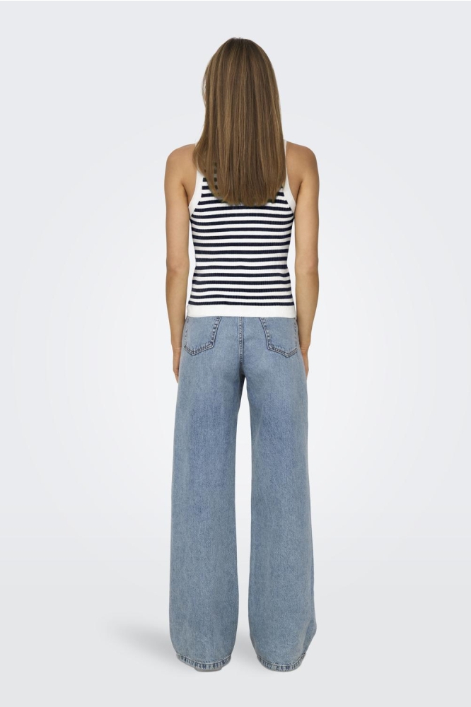 Jacqueline de Yong witte dames top | Model achteraanzicht
