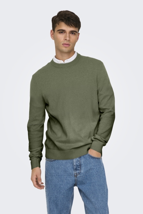 Only & Sons groene heren trui | Model vooraanzicht