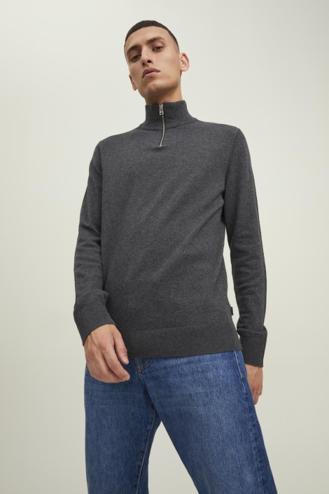 Jack & Jones grijze heren trui | Model vooraanzicht