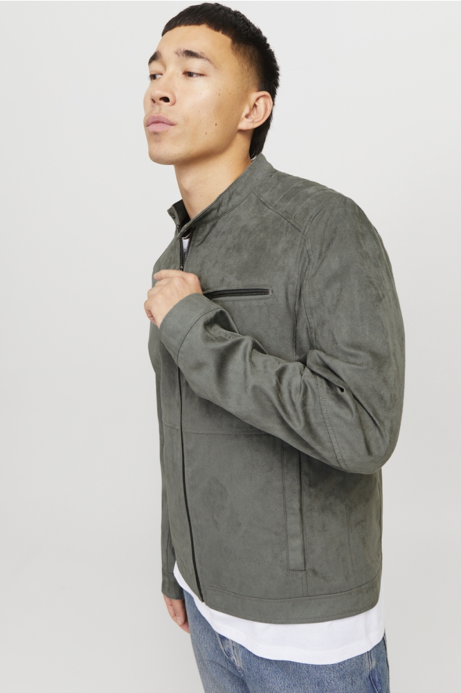 Jack & Jones grijze heren jas | Model zijaanzicht