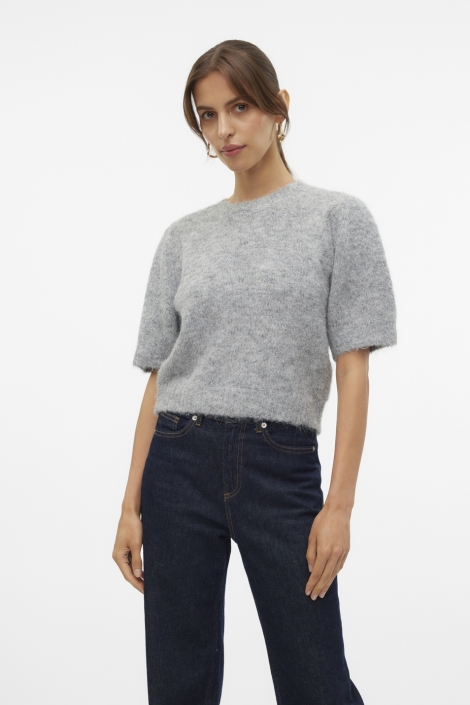 Vero Moda grijze dames trui | Model vooraanzicht
