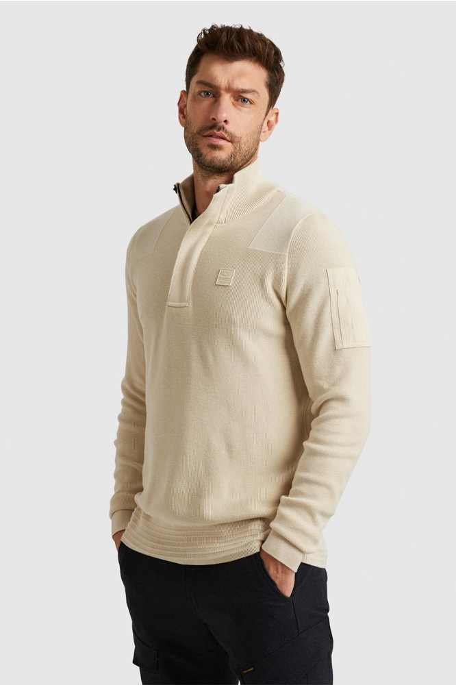 PME legend beige heren trui | Model vooraanzicht