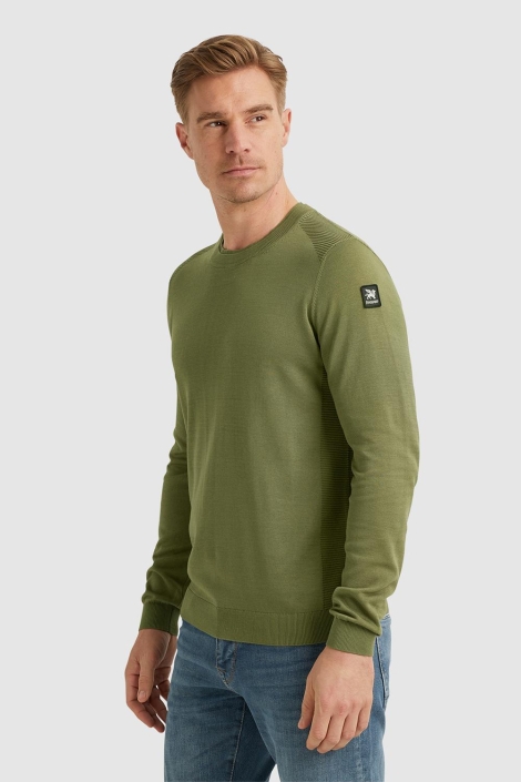 Vanguard groene heren trui | Model vooraanzicht