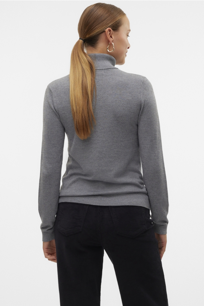 Vero Moda grijze dames trui | Model achteraanzicht