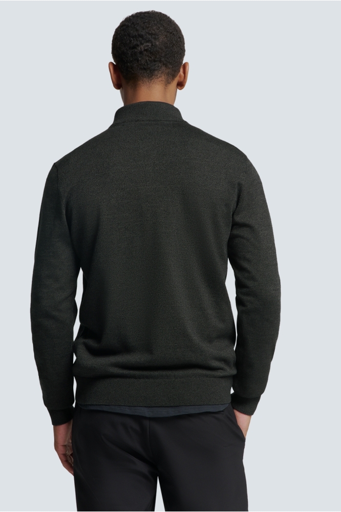 NO-EXCESS grijze heren trui | Model achteraanzicht