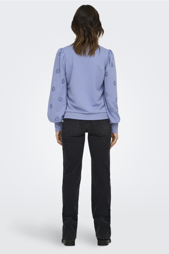 Only blauwe dames sweater | Model achteraanzicht