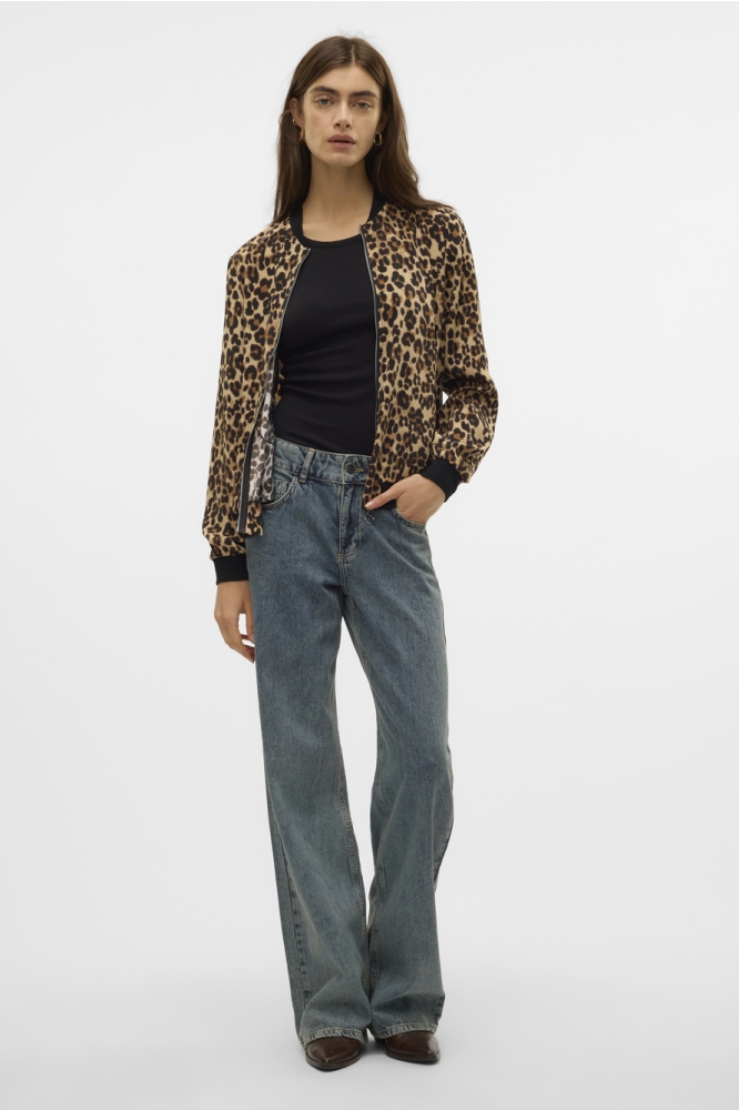 Vero Moda camel dames vest | Model