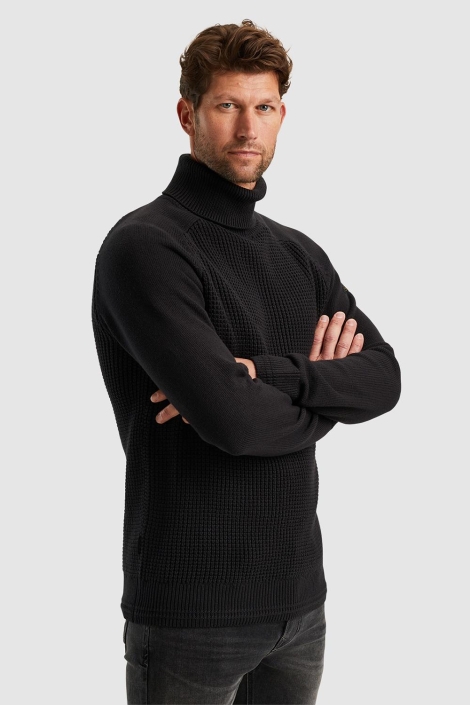 PME legend zwarte heren trui | Model vooraanzicht