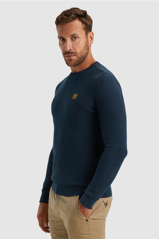 PME legend blauwe heren trui | Model vooraanzicht
