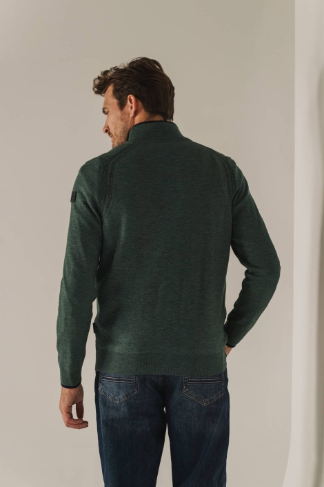 State of Art groene heren vest | Model achteraanzicht