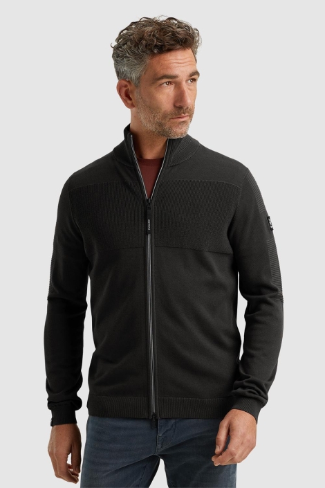 Vanguard zwarte heren vest | Model vooraanzicht