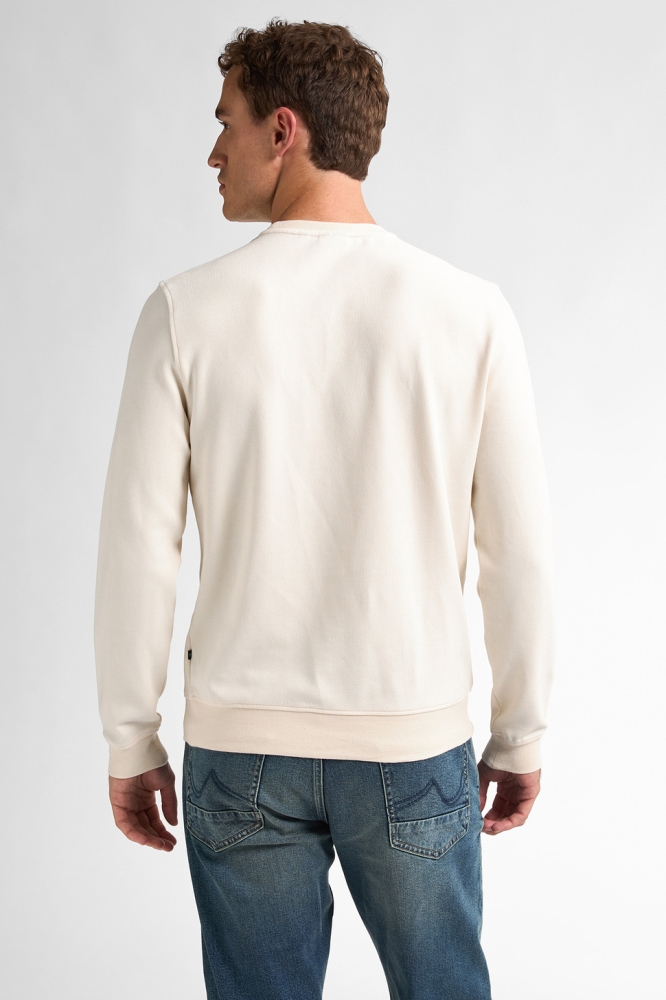 Petrol Industries beige heren sweater | Model achteraanzicht