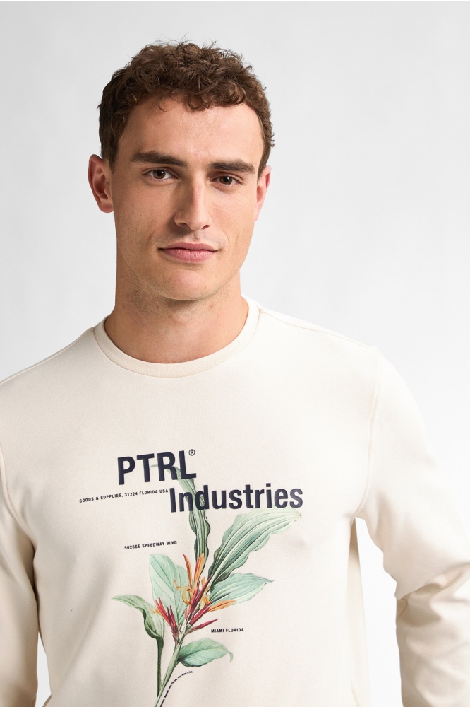 Petrol Industries beige heren sweater | Close up