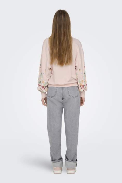 Only roze dames sweater | Model achteraanzicht