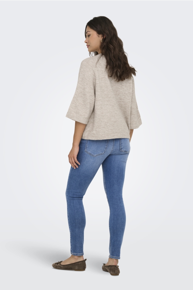 Only beige dames trui | Model achteraanzicht