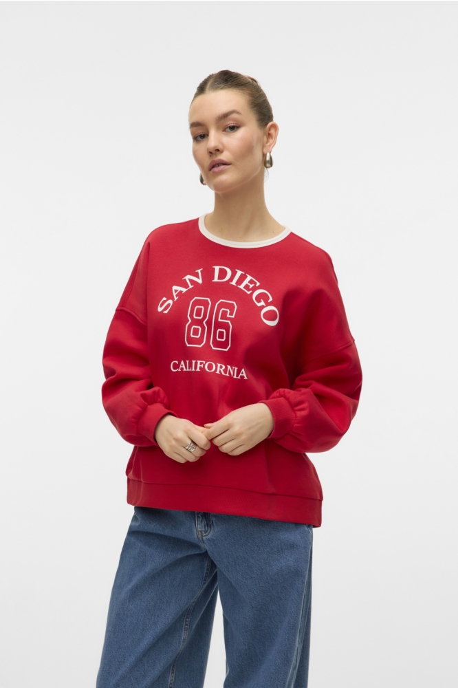 Vero Moda rode dames sweater | Model vooraanzicht