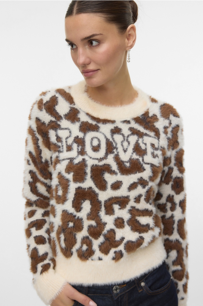 Vero Moda beige dames trui | Model vooraanzicht