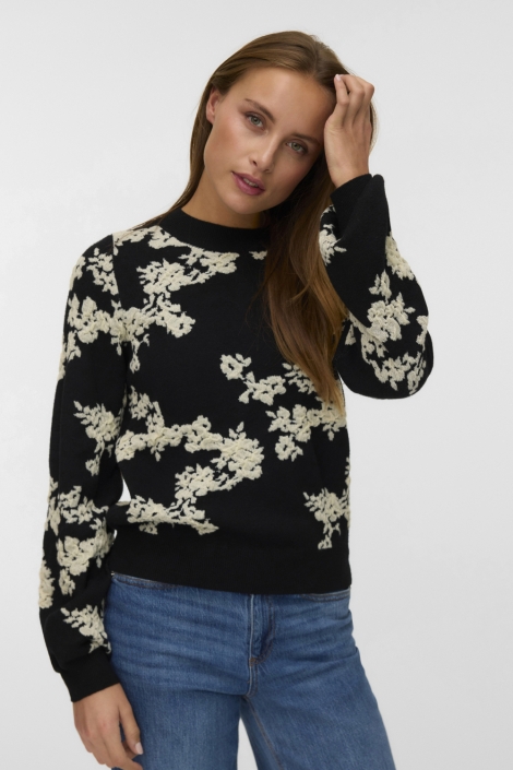 Vero Moda zwarte dames trui | Model vooraanzicht