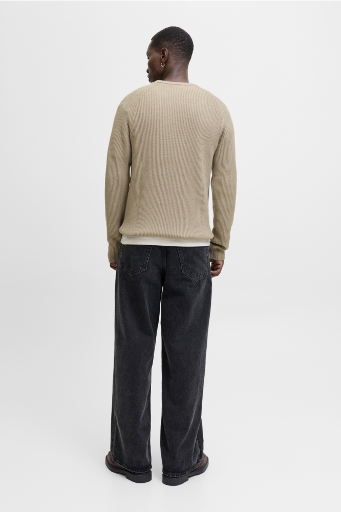 Jack & Jones beige heren trui | Model achteraanzicht