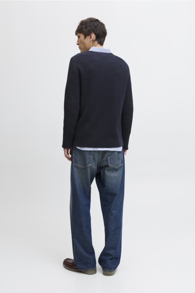 Jack & Jones blauwe heren trui | Model achteraanzicht