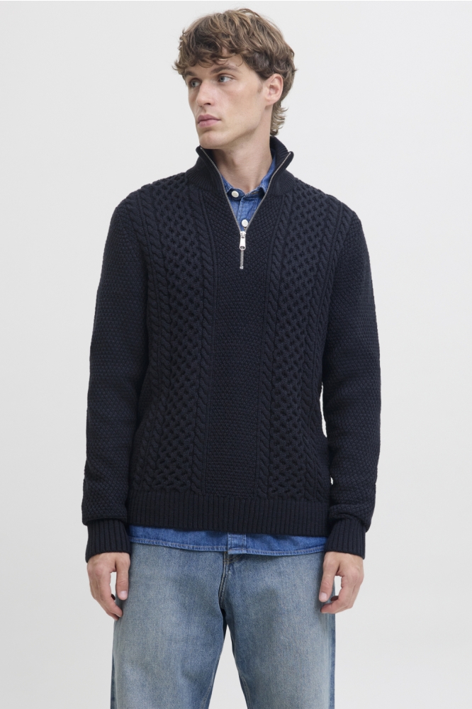 Jack & Jones blauwe heren trui | Model vooraanzicht