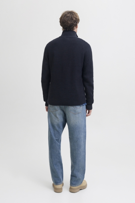 Jack & Jones blauwe heren trui | Model achteraanzicht