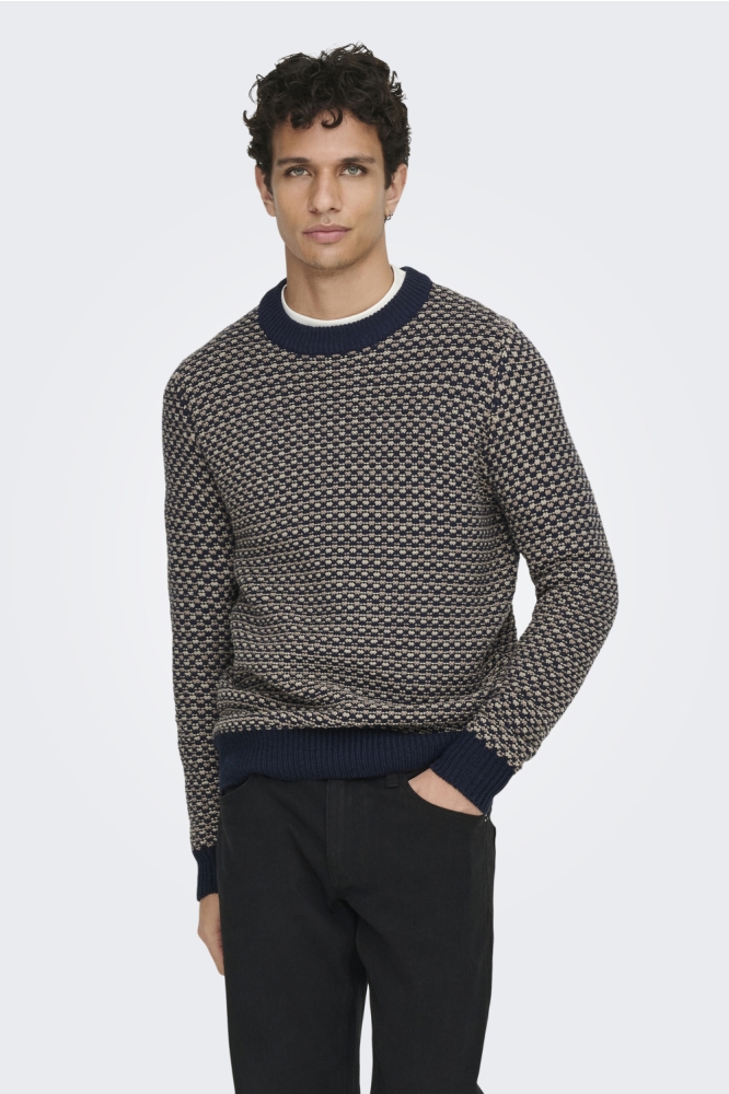 Only & Sons blauwe heren trui | Model vooraanzicht