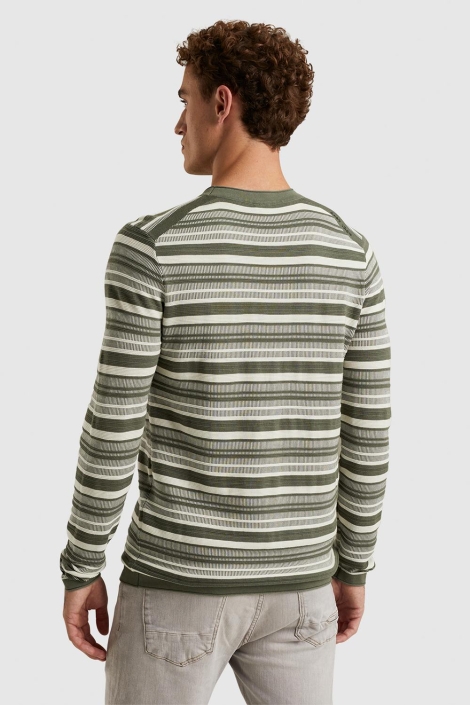 Cast Iron groene heren trui | Model achteraanzicht