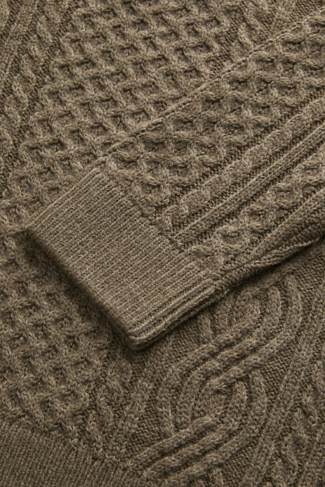 Jack & Jones bruine heren trui | Close up
