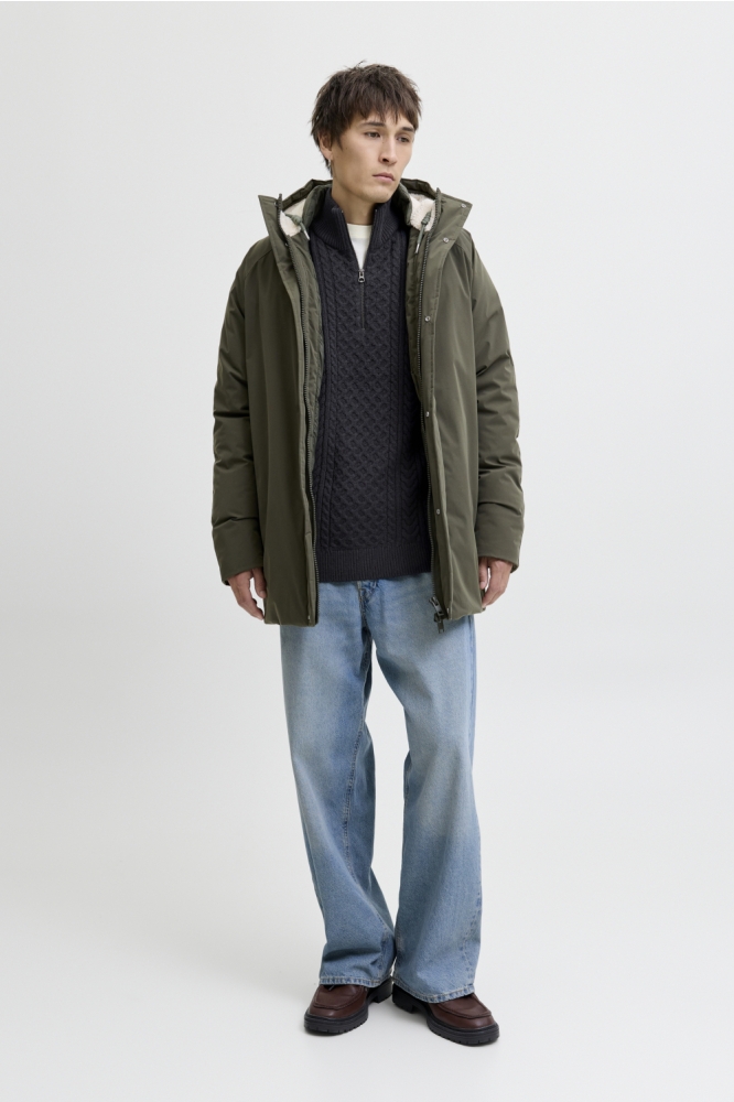 Jack & Jones blauwe heren trui | Model vooraanzicht