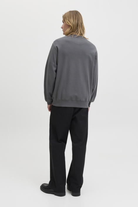 Jack & Jones grijze heren sweater | Model
