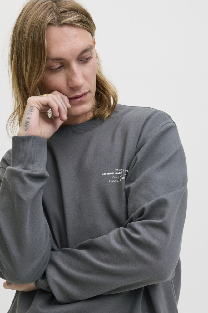Jack & Jones grijze heren sweater | Close up