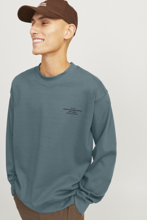 Jack & Jones blauwe heren sweater | Model vooraanzicht