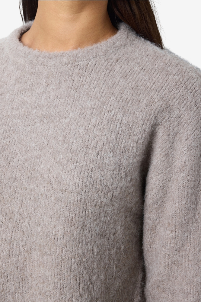 Noisy may dames trui | Close up