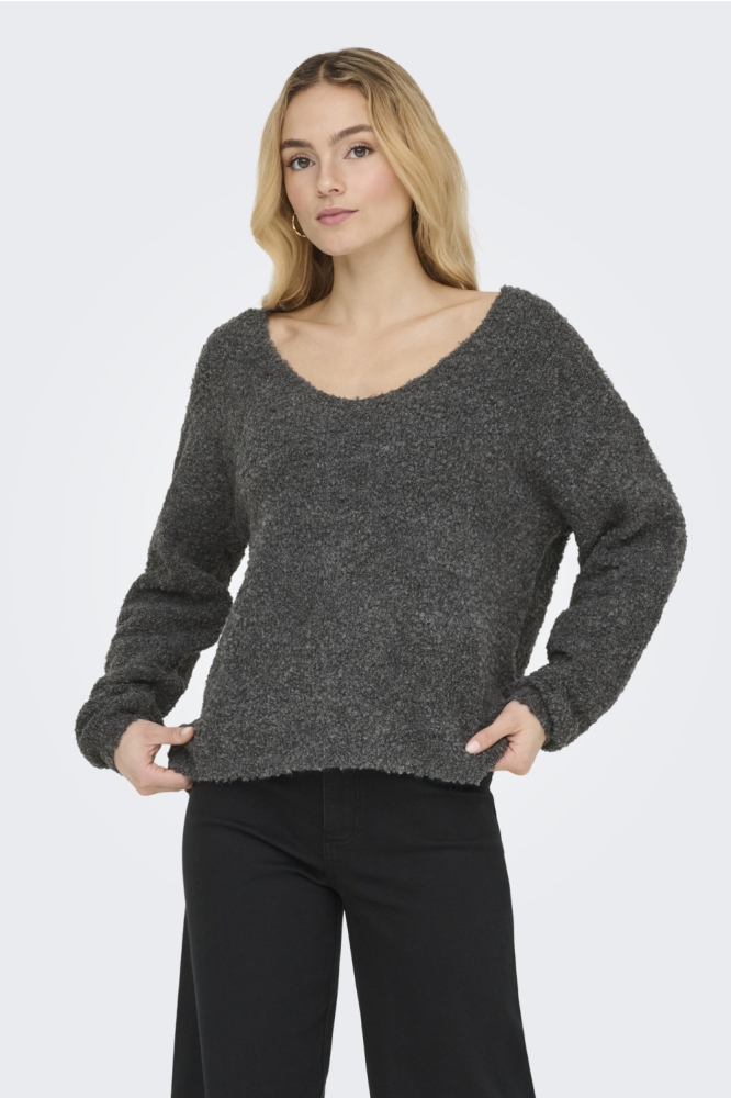 Jacqueline de Yong grijze dames trui | Model vooraanzicht