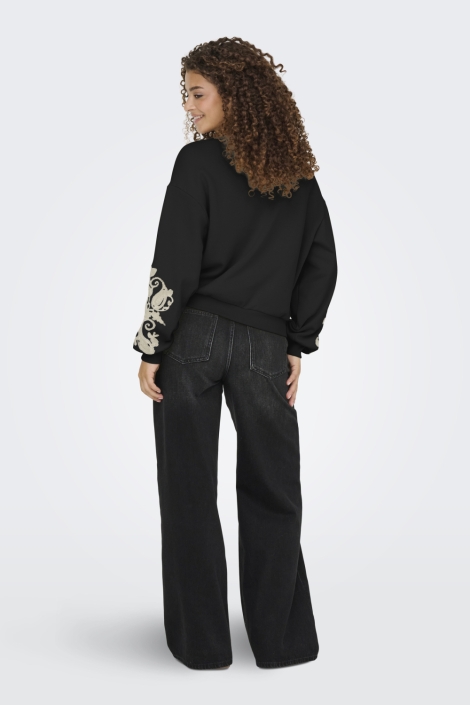 Only zwarte dames sweater | Model achteraanzicht