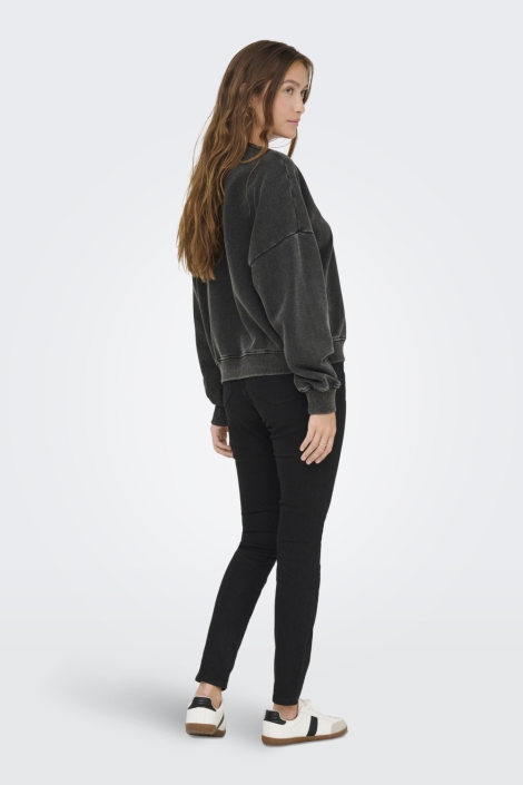 Only zwarte dames sweater | Model achteraanzicht