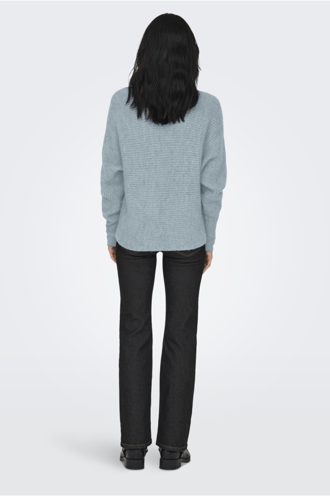 Only blauwe dames trui | Model achteraanzicht