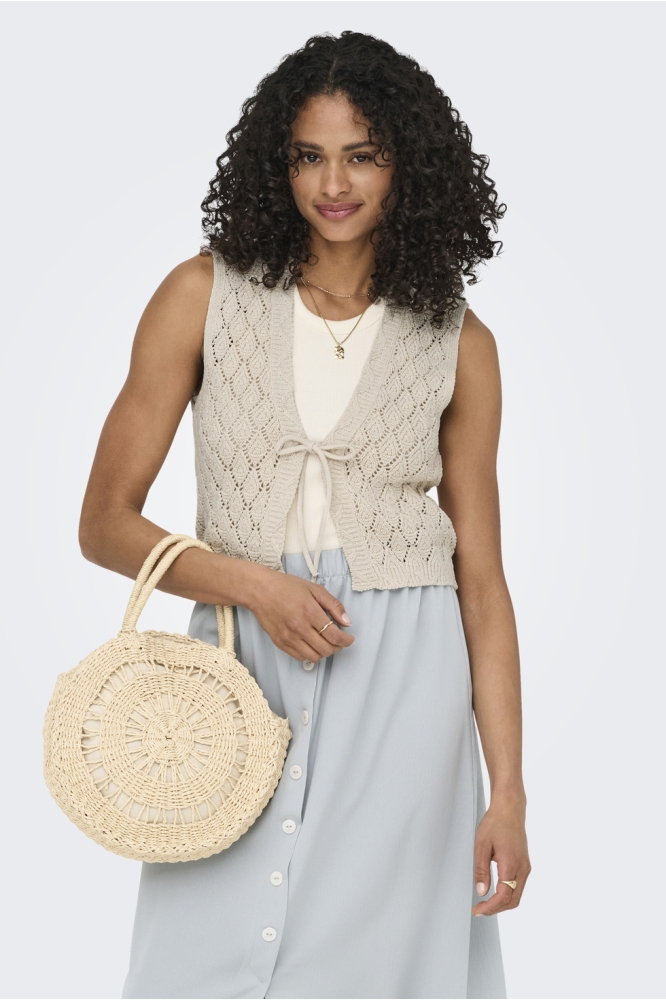 Only ecru dames gilet | Model vooraanzicht