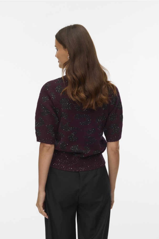Vero Moda bordeaux dames trui | Model achteraanzicht