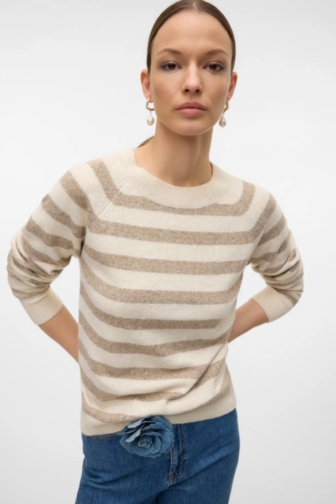 Vero Moda beige dames trui | Model vooraanzicht