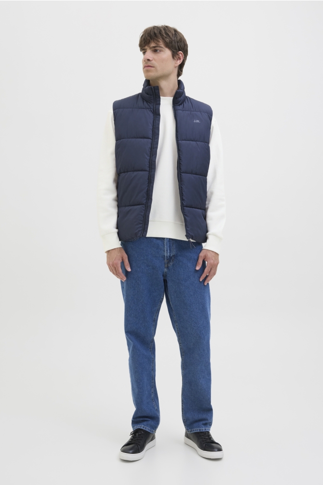JJ Rebel witte heren sweater | Model