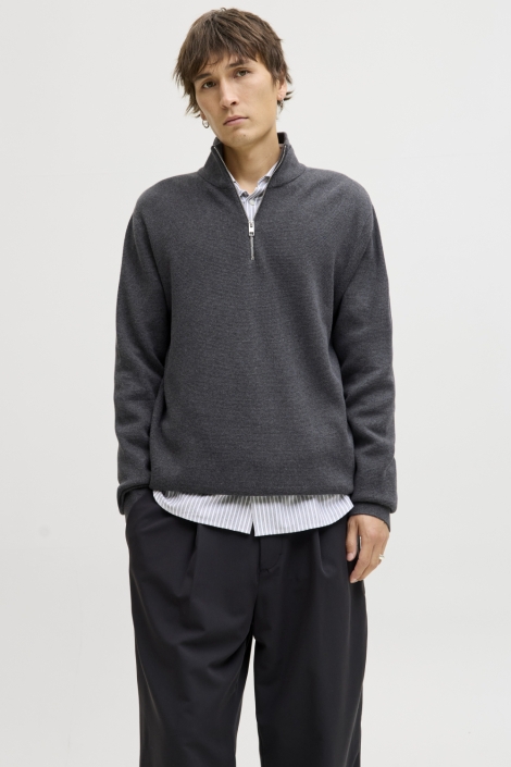 Jack & Jones grijze heren trui | Model vooraanzicht